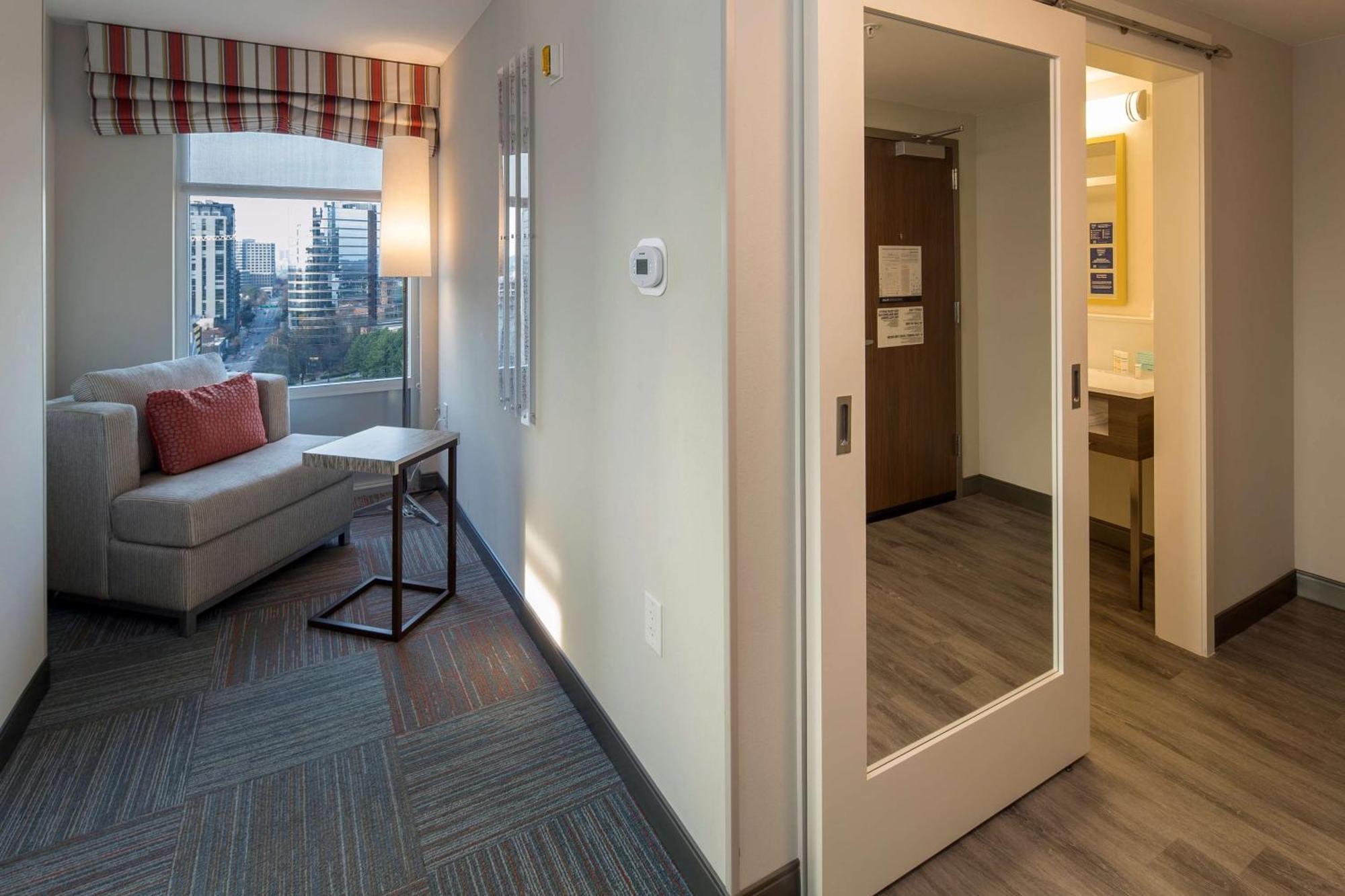 Hampton Inn & Suites Atlanta-Midtown, Ga Exterior photo