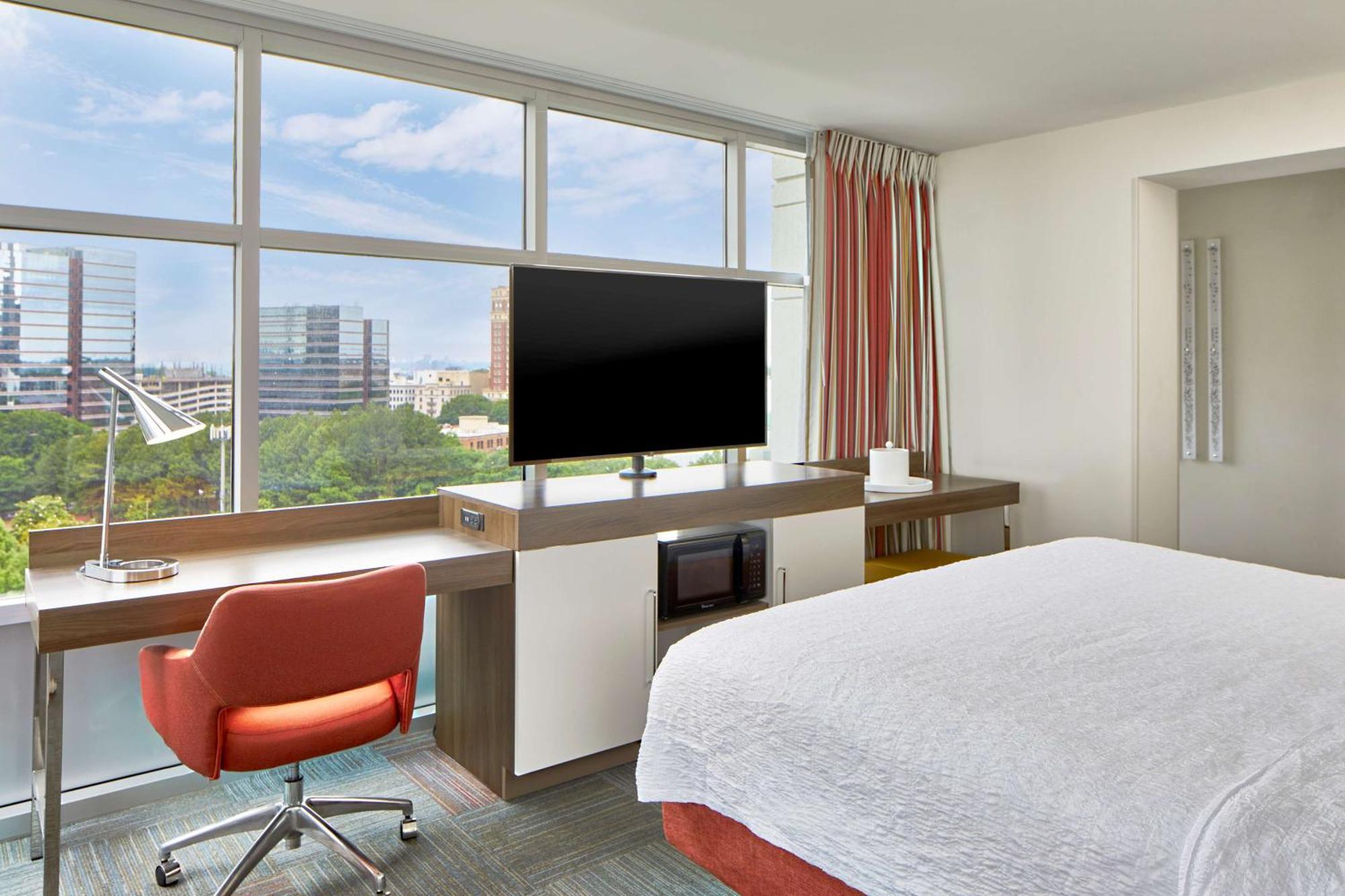 Hampton Inn & Suites Atlanta-Midtown, Ga Exterior photo