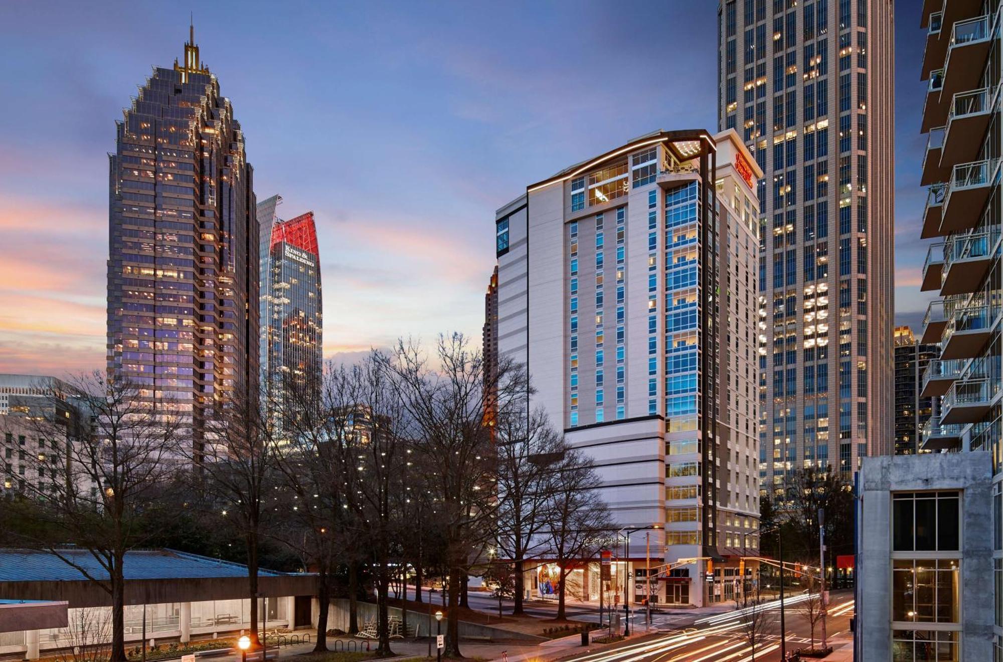 Hampton Inn & Suites Atlanta-Midtown, Ga Exterior photo
